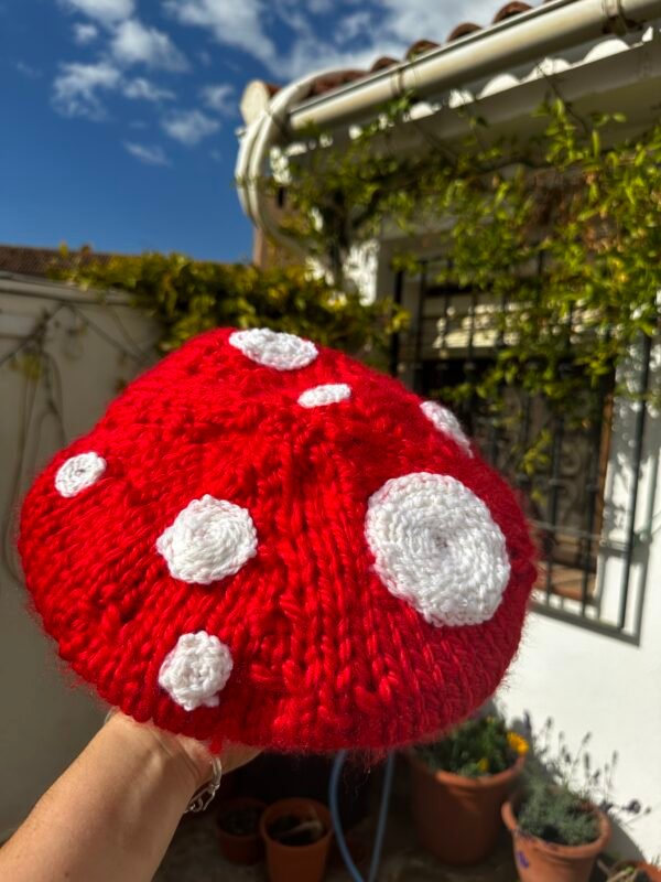 Toadstool Hand-Knitted Beret – Mushroom Magic for Your Head! 🍄✨ - Image 4